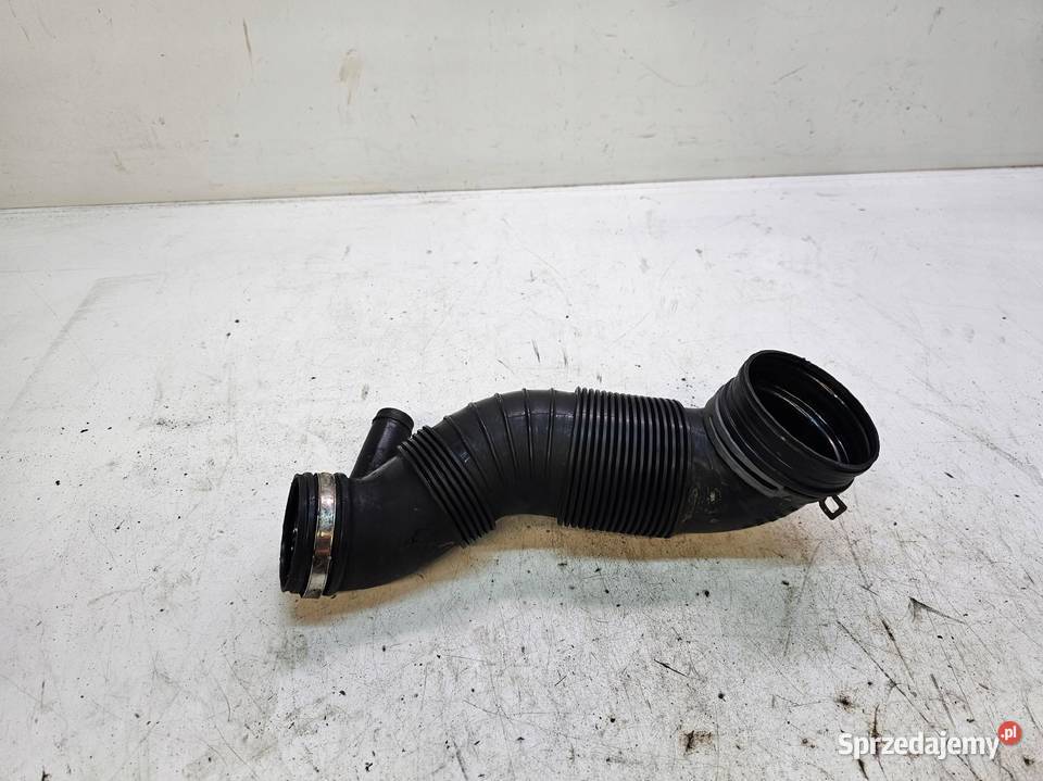 RURA DOLOT POWIETRZA AUDI Q3 8U VW 5N0129656 Przystajń
