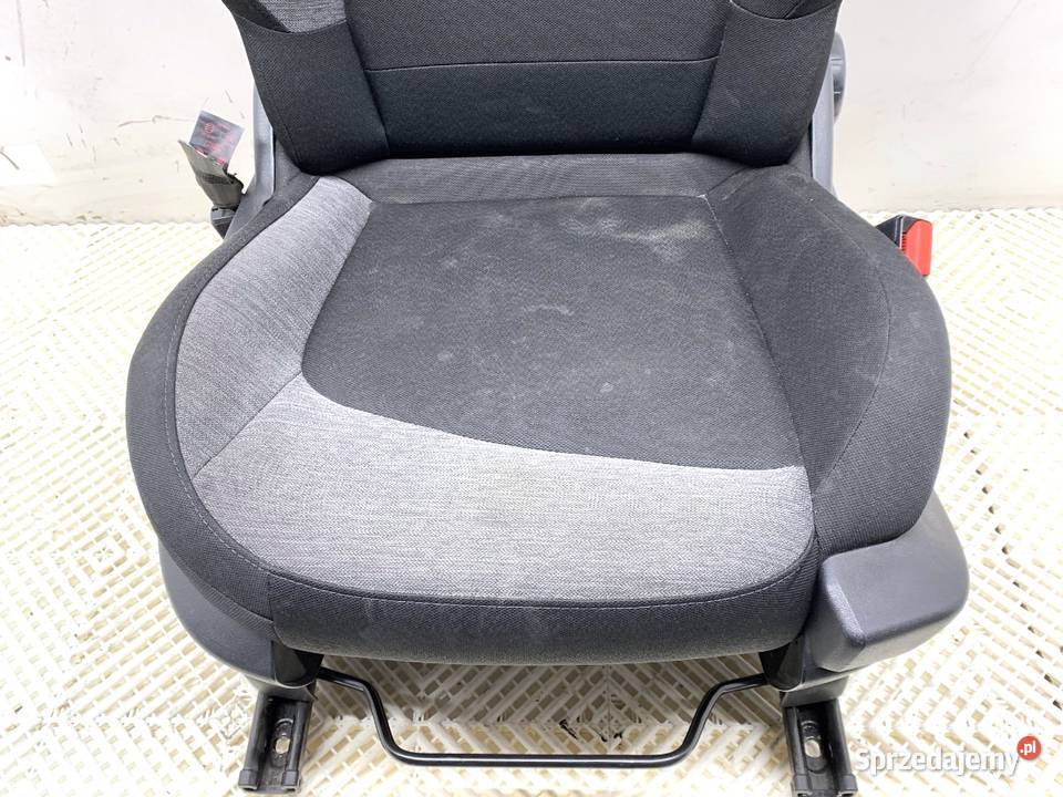FOTEL PRAWY PRZÓD CITROEN C4 PICASSO II Minivan