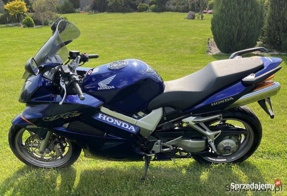 Honda VFR 800 2005 r turystyczny Warta sprzedam