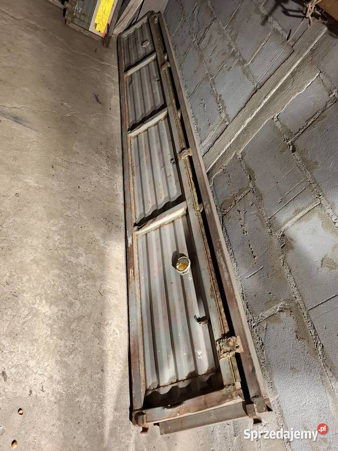 Burty przyczepa d732 Bukówka