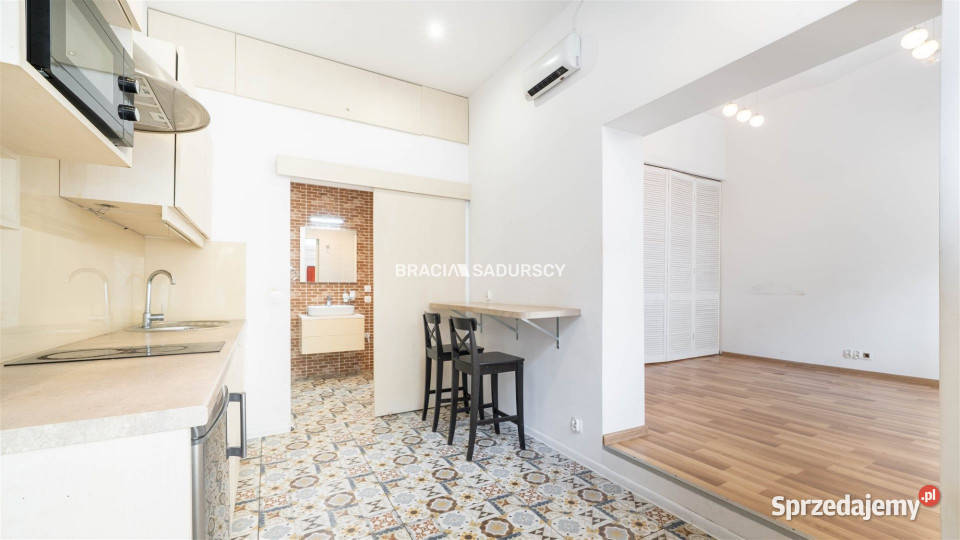 Lokal 35m2 Kraków Topolowa sprzedam