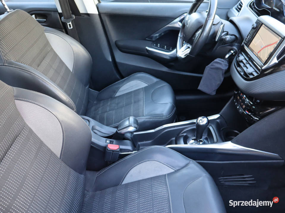 Peugeot 2008 16 eHDi śląskie Katowice
