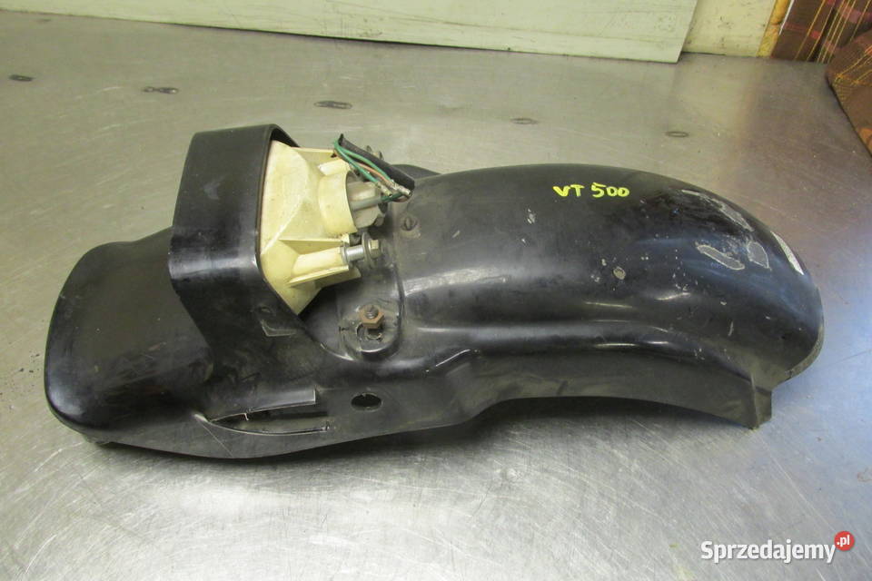 Tylny błotnik lampa Honda VT 500