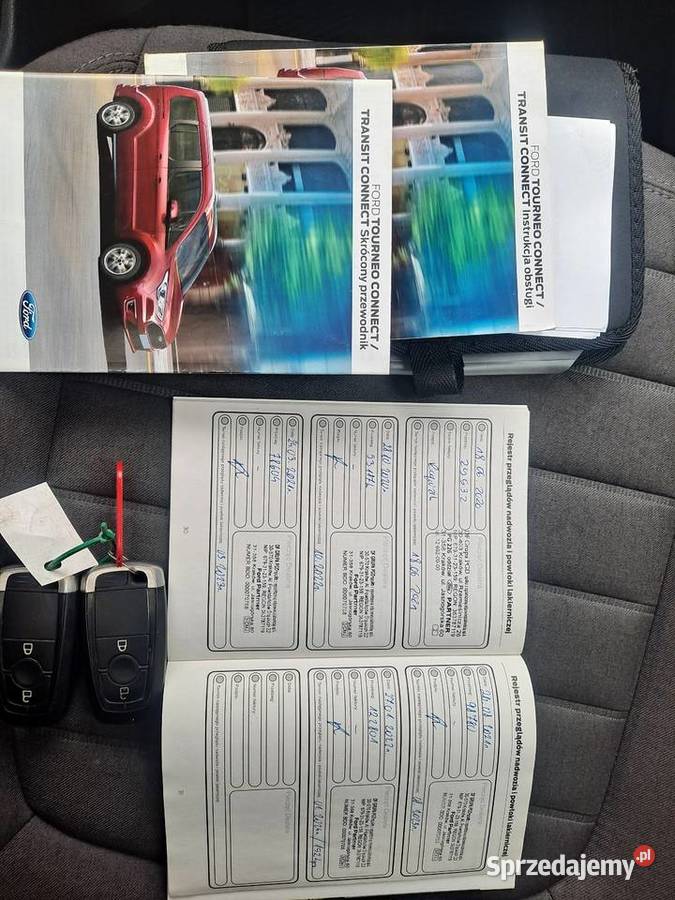 Ford Tourneo Connect Grand Salon polska lakier metallic
