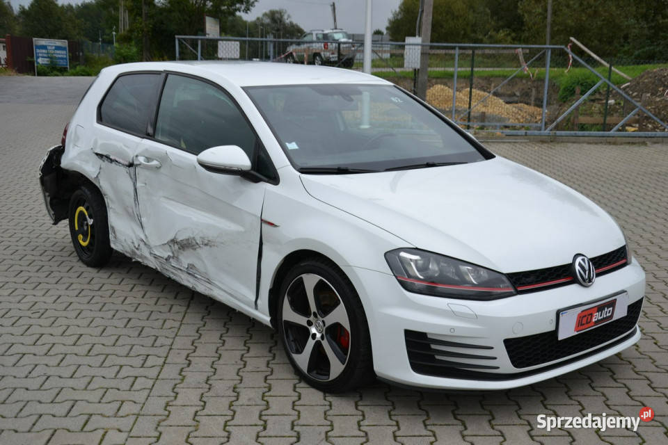 Volkswagen Golf GTI 20 benzyna 220 xenon ledy uszkodzony Kęty