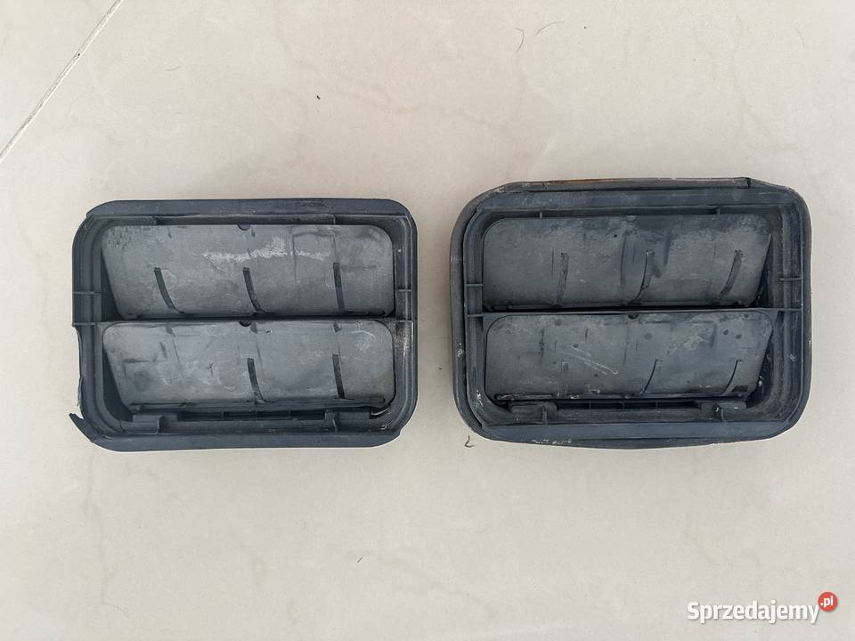 Dacia Renault Kratka Wentylacyjna 7700838358 osobowe Radziszów sprzedam