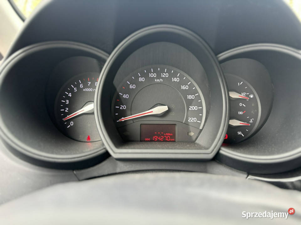 Kia Rio LPG serwisowany III 2011 nieuszkodzony Poznań