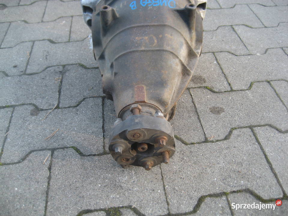 opel omega b 20 benzyna 16v most tył 90446890 Rakoniewice