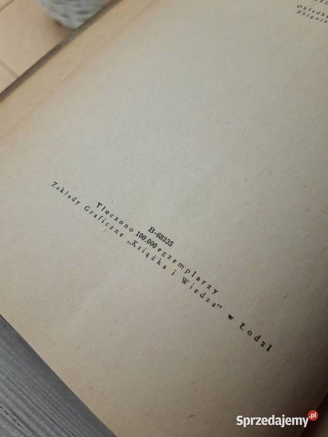 Czerwony Morten Martin Andersen Nexo 1949 Bielsko-Biała