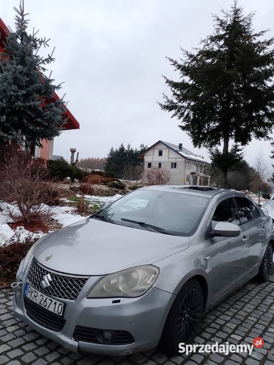 Sprzedam Suzuki kizashi Uszkodzony silnik