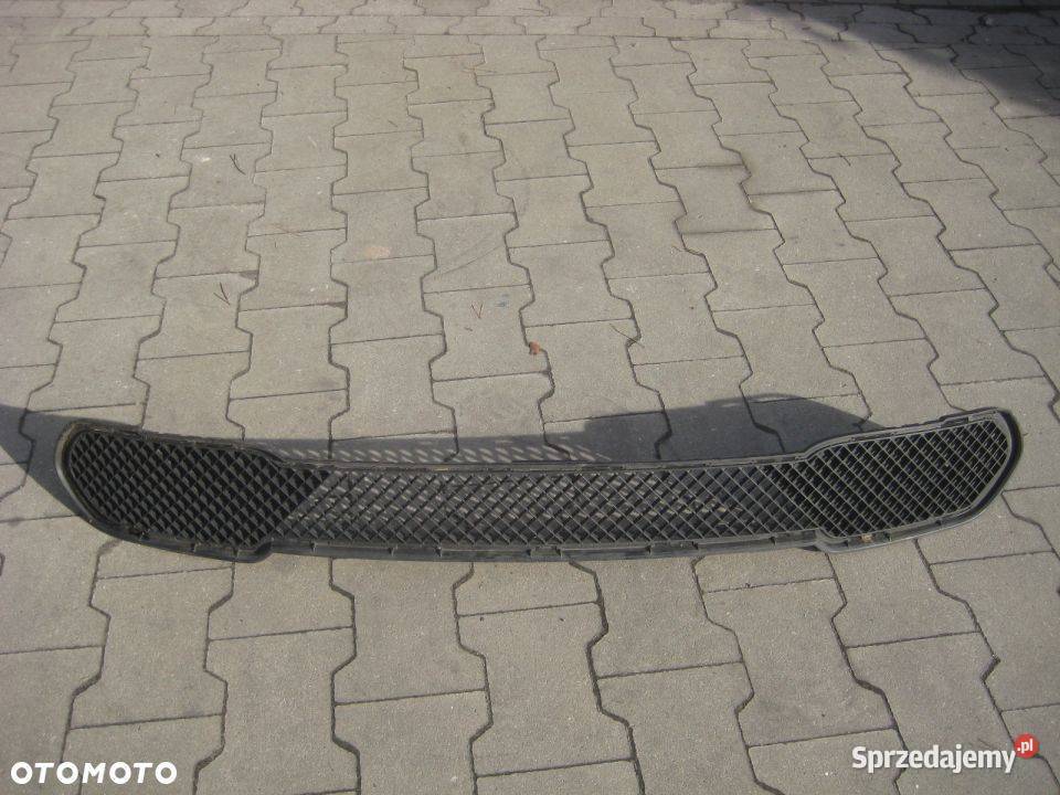 BMW X1 E84 0913R KRATKA ZDERZAKA ŚRODKOWA Atrapy wielkopolskie Rakoniewice