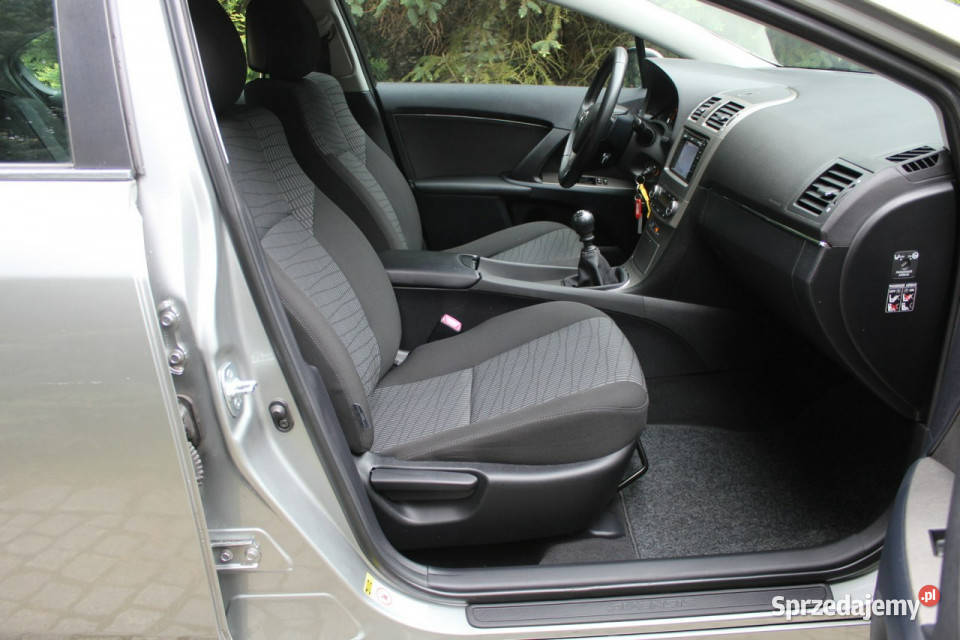 Toyota Avensis 147 Benzyna Przebieg 96 Sedan III isofix Lubań