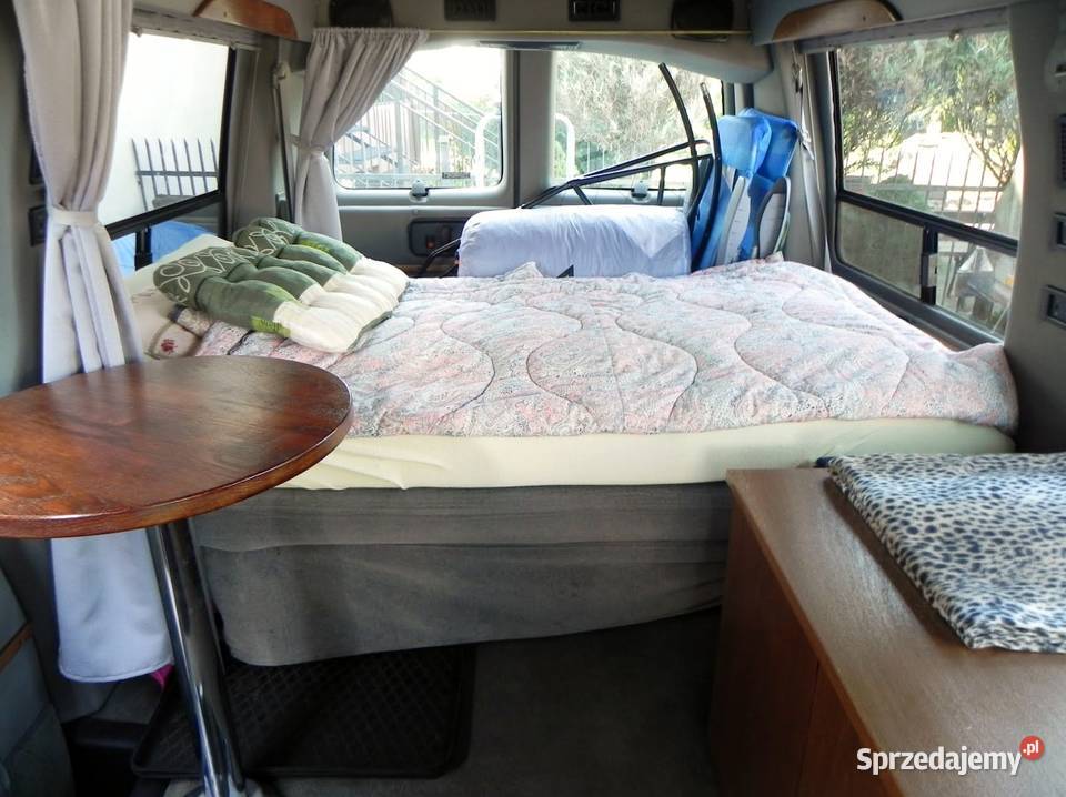 Samochód przystosowany jako camper zadbany Warszawa sprzedam