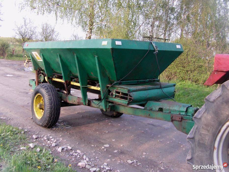 Rozsiewacz Nawozów Wapna RCW 3 N011 Piast RNP nieuszkodzony