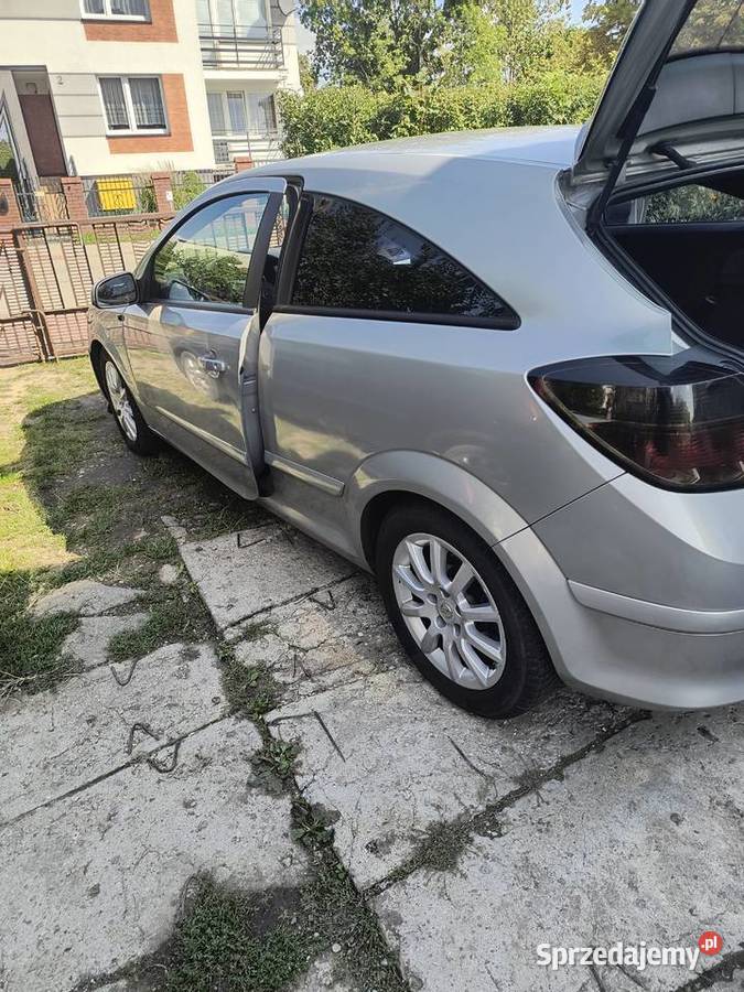 Opel astra h GTC 20Turbo aktywny wydech jeździ Kętrzyn
