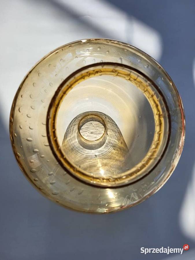 Klosze z czasów PRL lekko żółty miodowy kolor Kraków