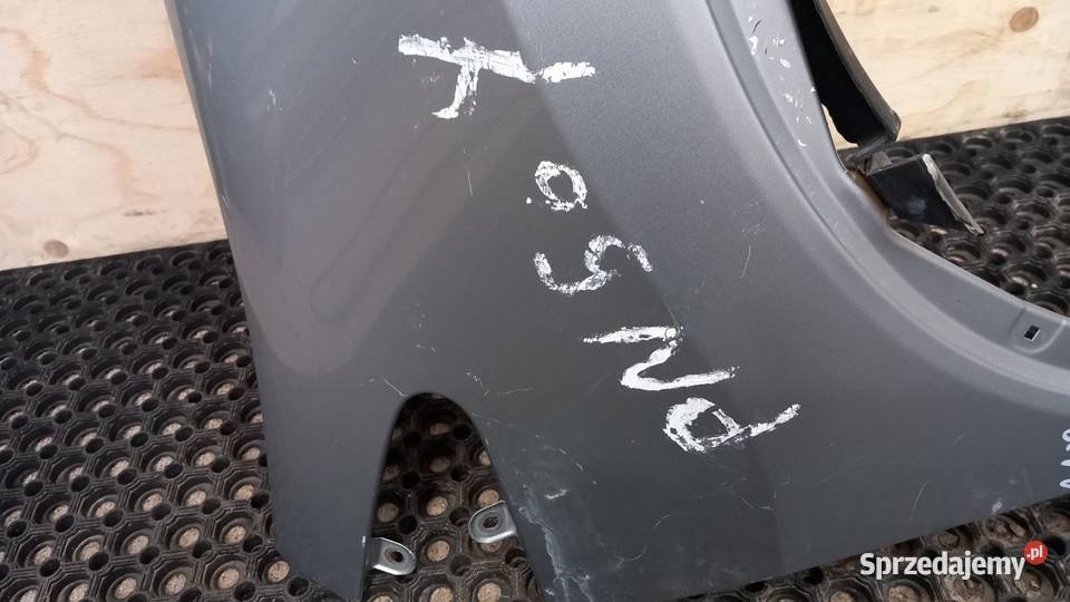 HONDA CIVIC VIII UFO BŁOTNIK PRZÓD PRAWY NH700M Zbierkowo
