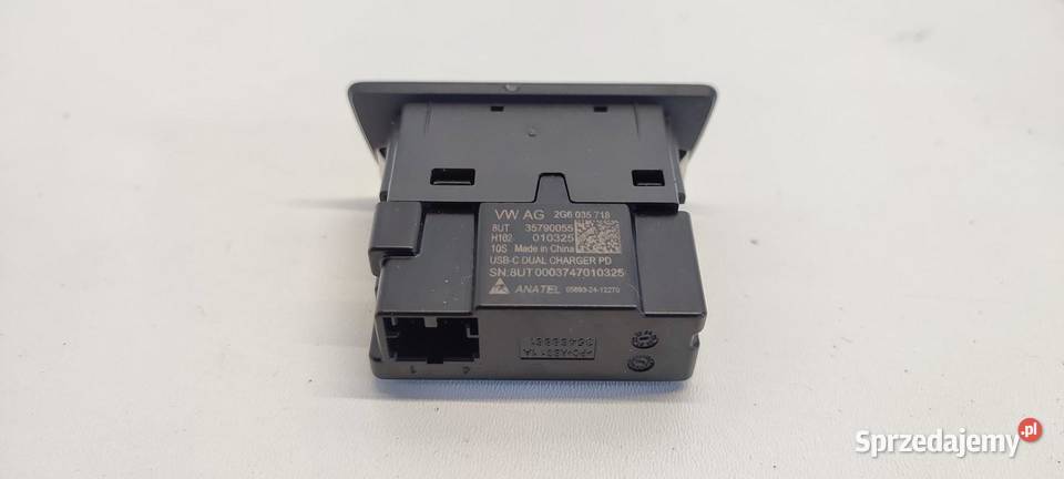 SKODA SUPERB 4 GNIAZDO PORT USB 2G6035718