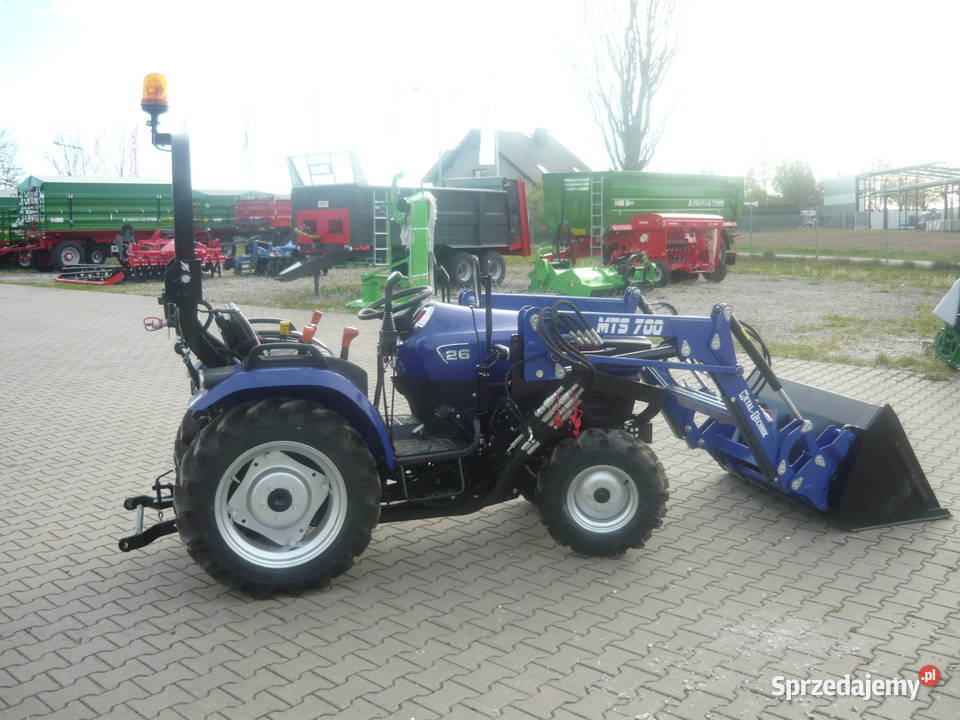 Minitraktorek Farmtrac 26 z ładowaczem Solis Kozienice sprzedam