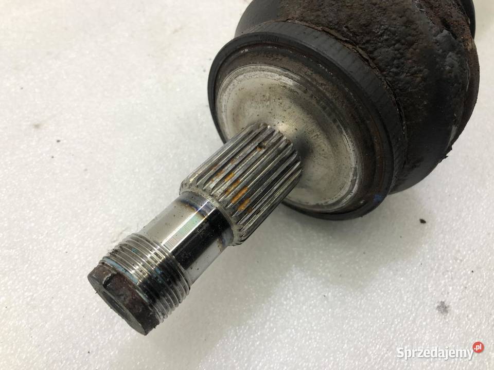 PÓŁOŚ PRAWY TYŁ MERCEDES W212 22 osobowe Półosie