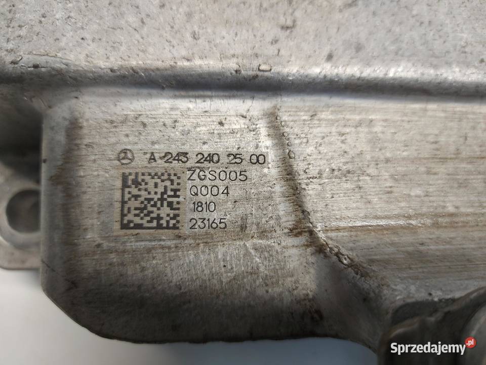 Mercedes EQA 250 W243 PODUSZKA SILNIKA