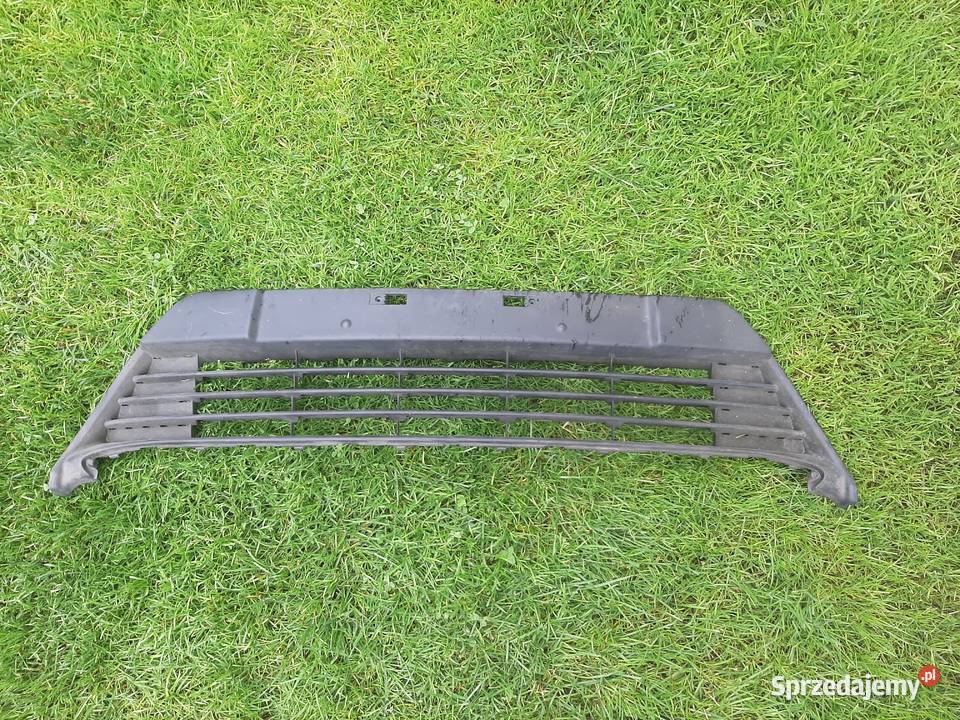 Toyota Auris II OE 5311202390 kratka zderzaka Reda