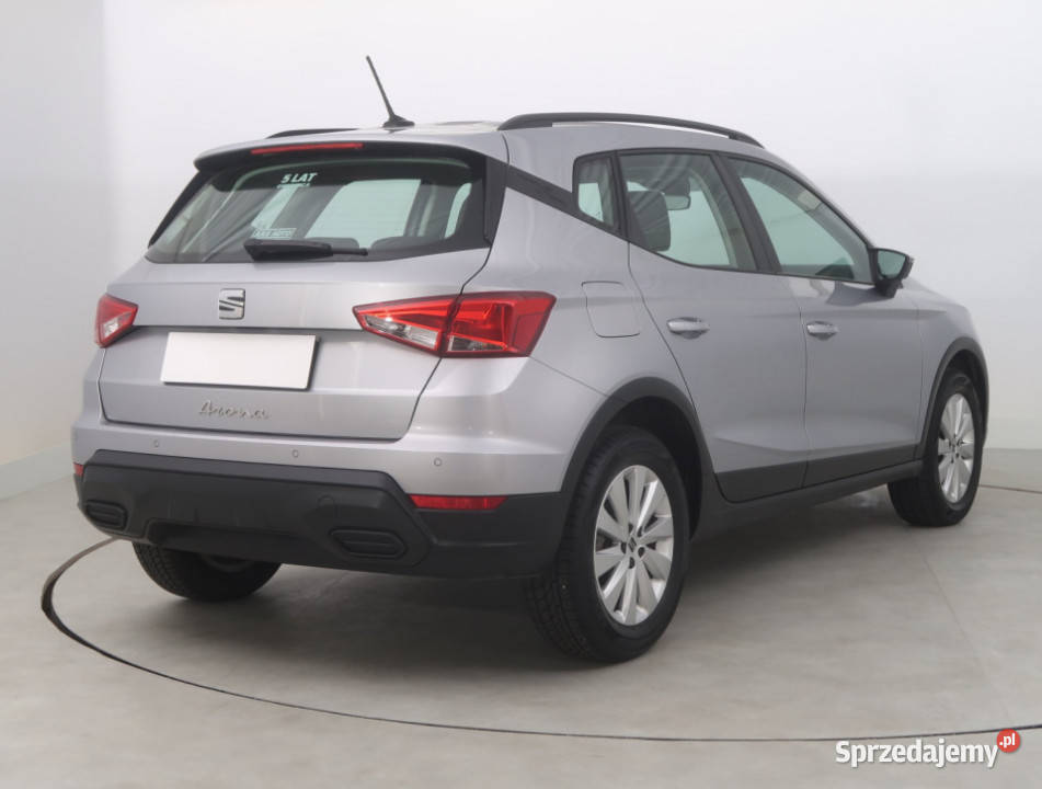 Seat Arona 10 TSI czujnik parkowania