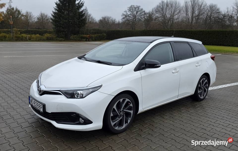 Toyota Auris II 2012 2018 14 D4D 2016 169 Diesel mazowieckie Warszawa