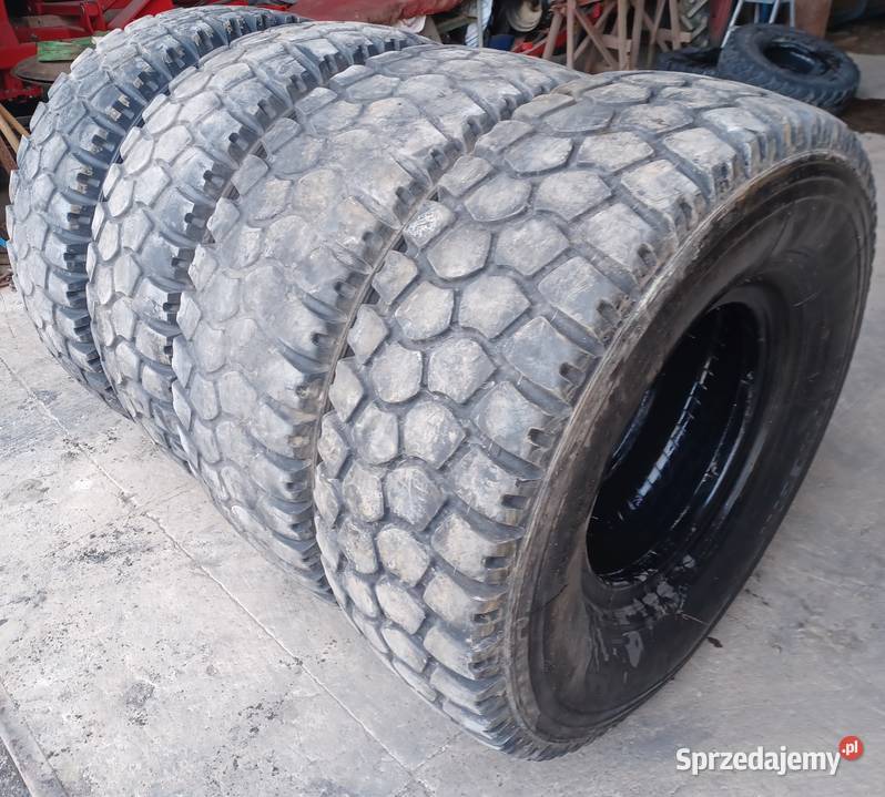 Opony Michelin 39585R20 Piaski