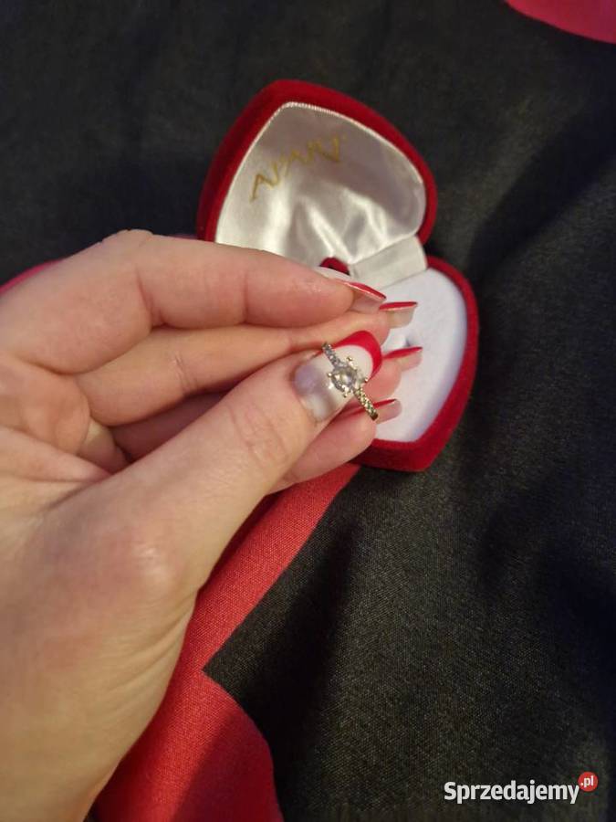 Pierścionek zaręczynowy mazowieckie Warszawa