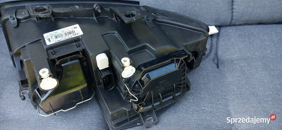 Lampa przednia Audi A4B6 Avant Lampy przednie