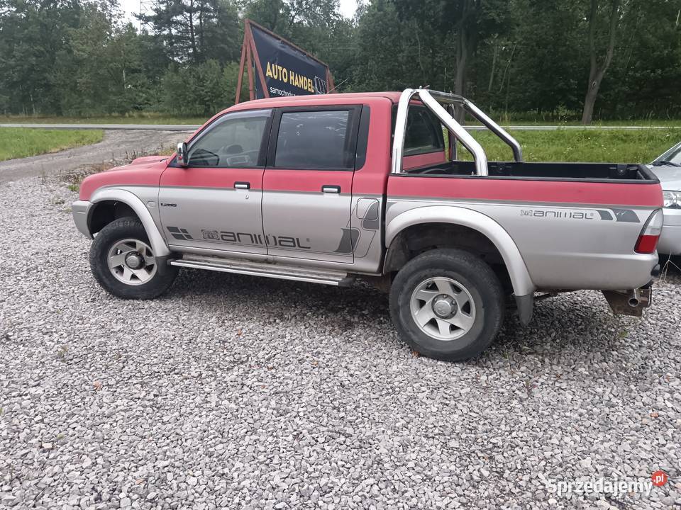 Mitsubishi L200 4x4 do lasu myśliwego wersja UK