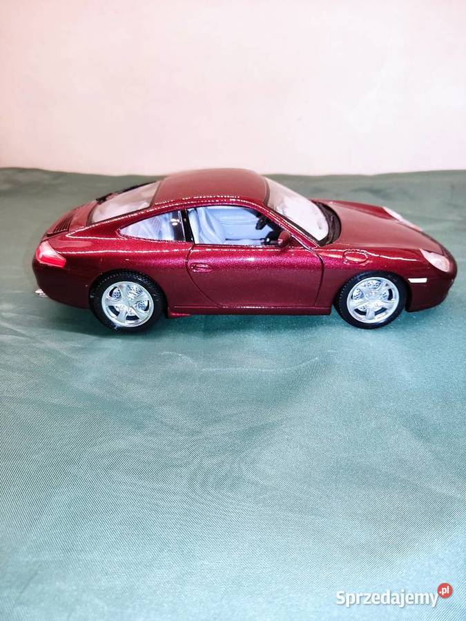 Model samochodu 118 Porsche 911 Carrera 4 1997 Głuchołazy