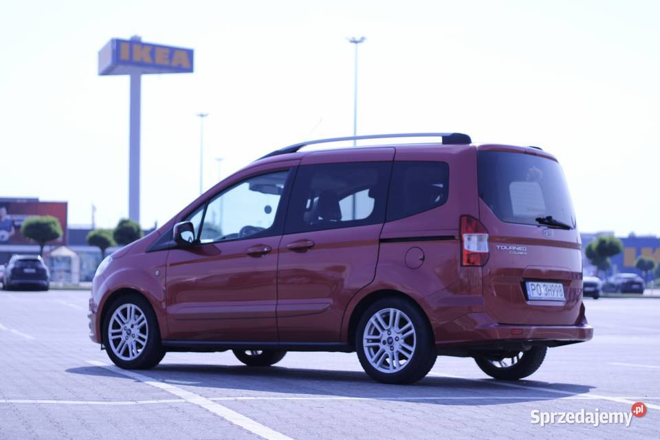 Ford Tourneo Courier 16 TDCi Titanium 95KM sprzedam