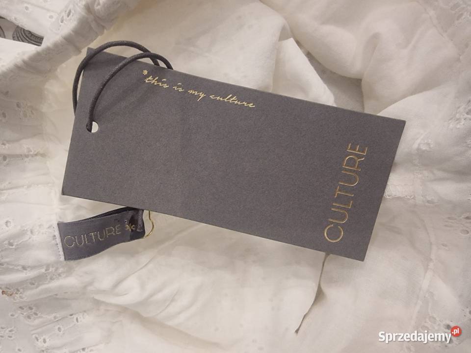 Białe szorty z angielskim haftem Culture M Kraków