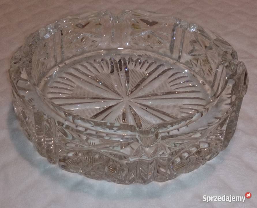 Kryształowa okrągła masywna popielnica 16cm (Szkło)