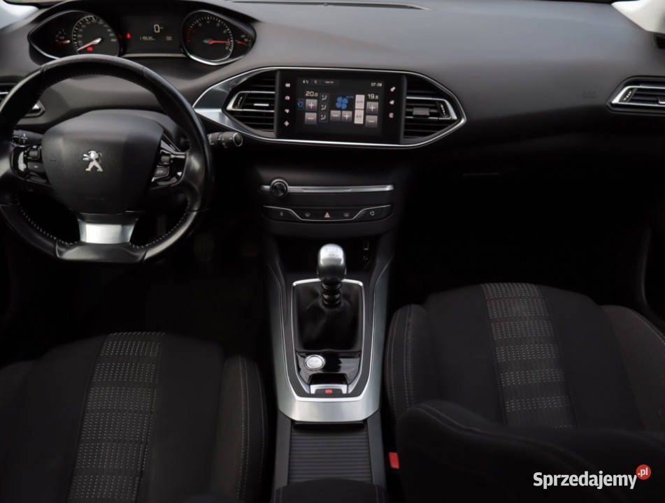 Peugeot 308 12 PureTech Lublin