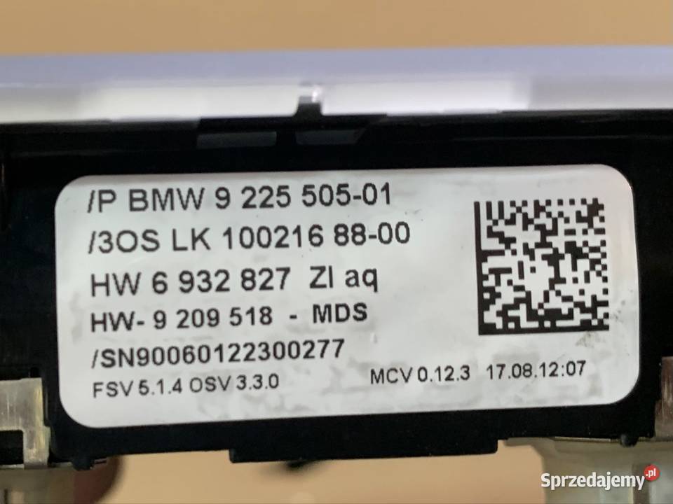9225505 lampka podsufitki bmw x1 e84 lift osobowe Szczecin