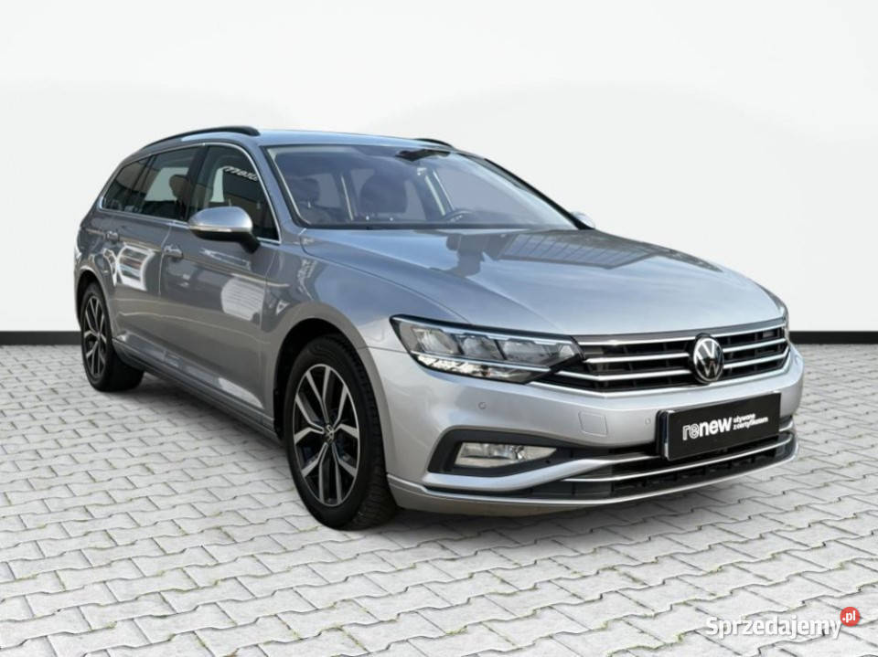 Volkswagen Passat 2023r Salon 200 Automat diesel Warszawa