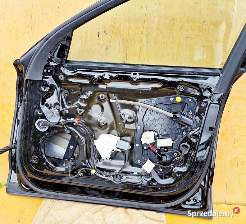 AUDI A8D4 DRZWI PRAWY PRZÓD ALUMINIOWE LAKIER Radom