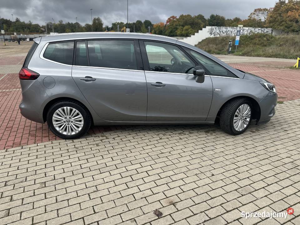 Opel Zafira Tourer 16 SIDI Turbo Innovation manualna Łódź