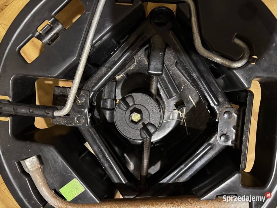 Zestaw narzędziowy w kolorze Fiat stilo kombi osobowe Mszana sprzedam