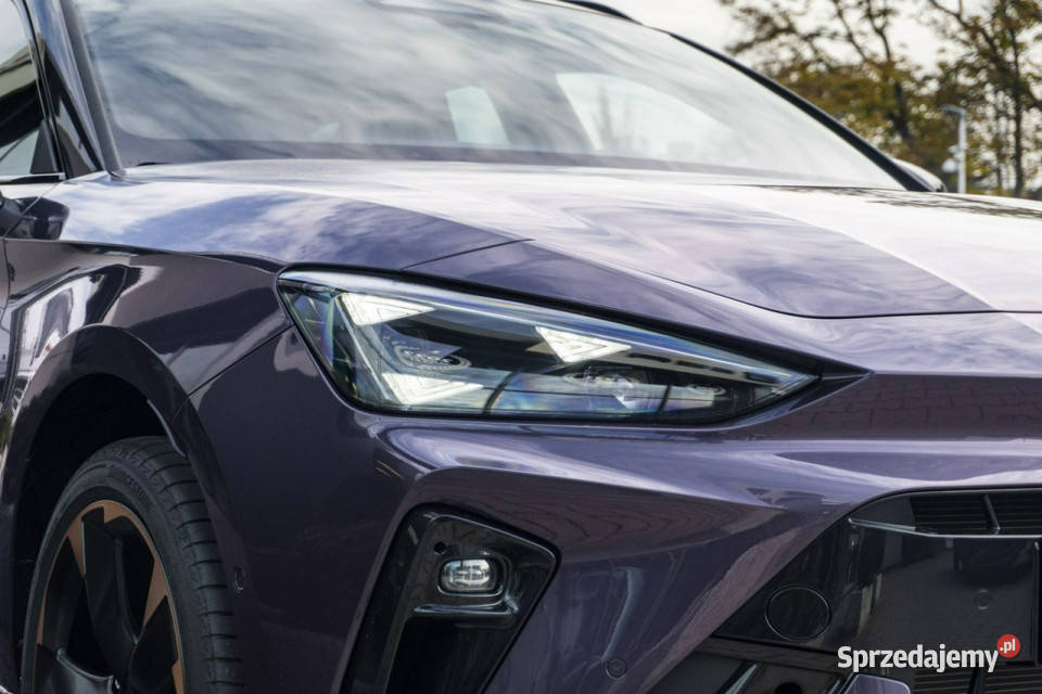 Cupra Leon Sportstourer 15 eTSI 150 DSG asystent pasa ruchu Łódź