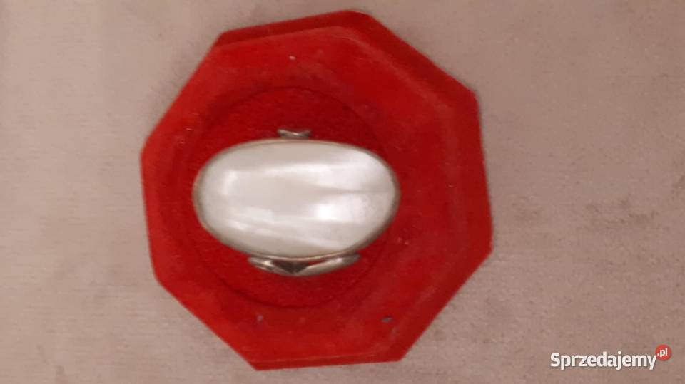 pierścionek srebrny z muszlą