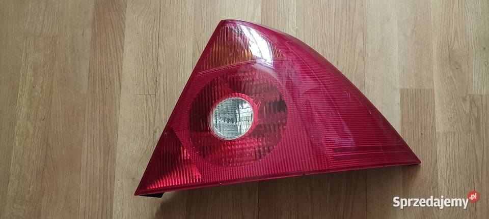 Ford Mondeo MK3 Tylna prawa lampa Białystok