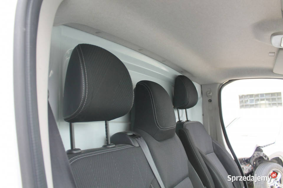 Renault Trafic biały wielkopolskie Ostrów Wielkopolski