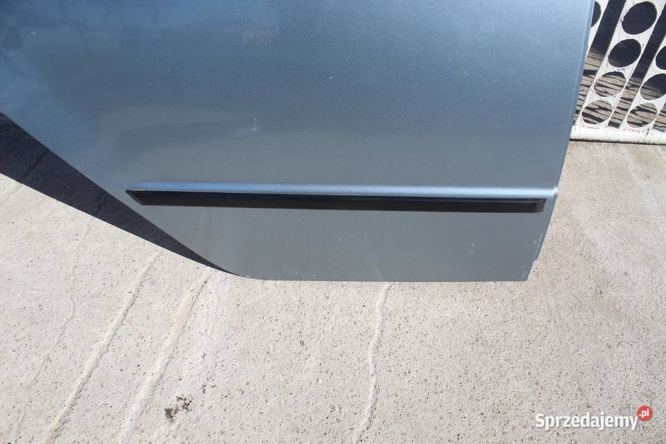 DRZWI PRAWY TYŁ LF7U SKODA FABIA I HB