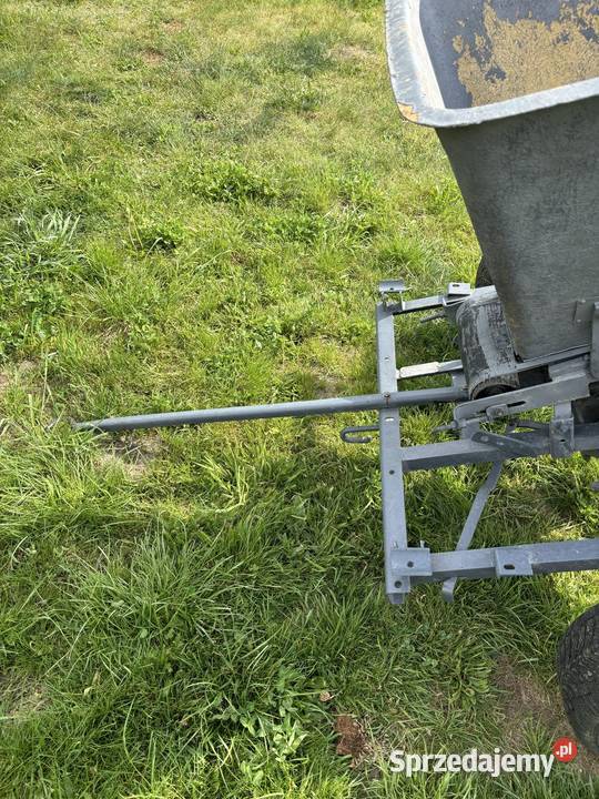 Rozrzutnik rozsiewacz pomorskie Wycinki sprzedam