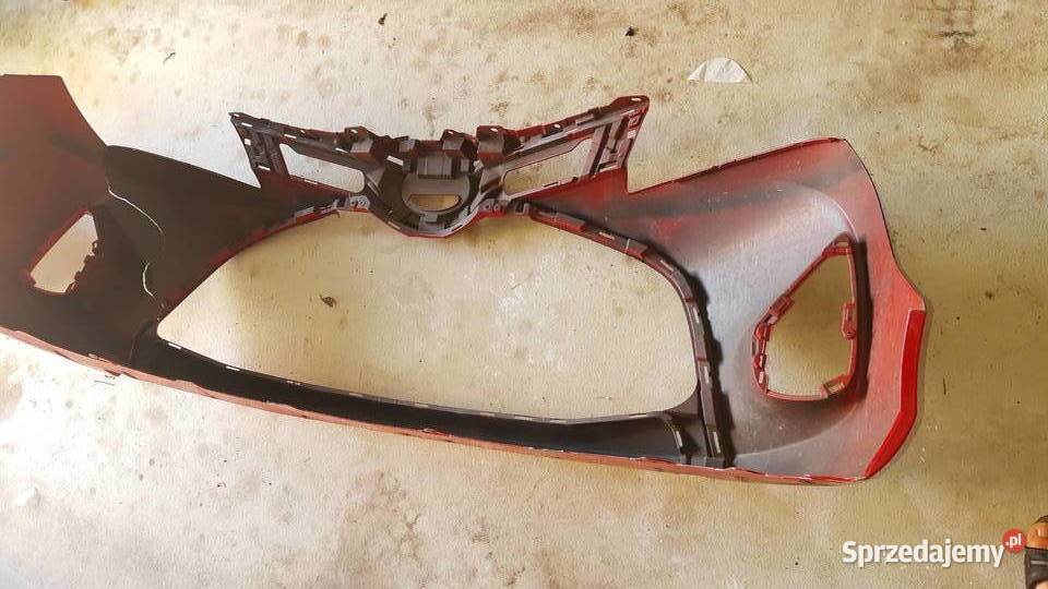 Zderzak przedni do Toyoty Yaris III Lift 1417 sprzedam