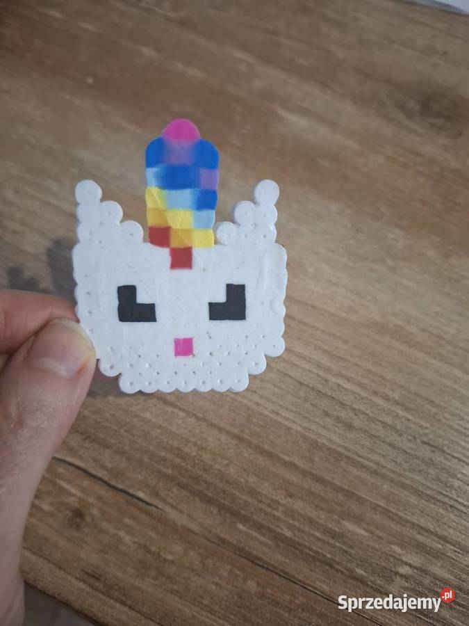 Figurka z koralików do prasowania brelok Wąbrzeźno